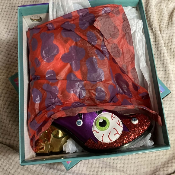RARE Irregular Choice Dragon Gift Box - Picture 2 of 8